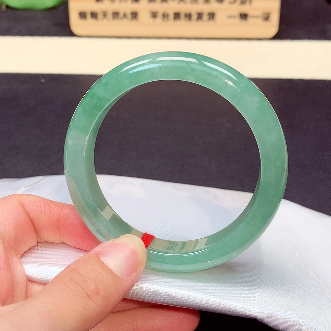 翡翠手镯未镶嵌554号