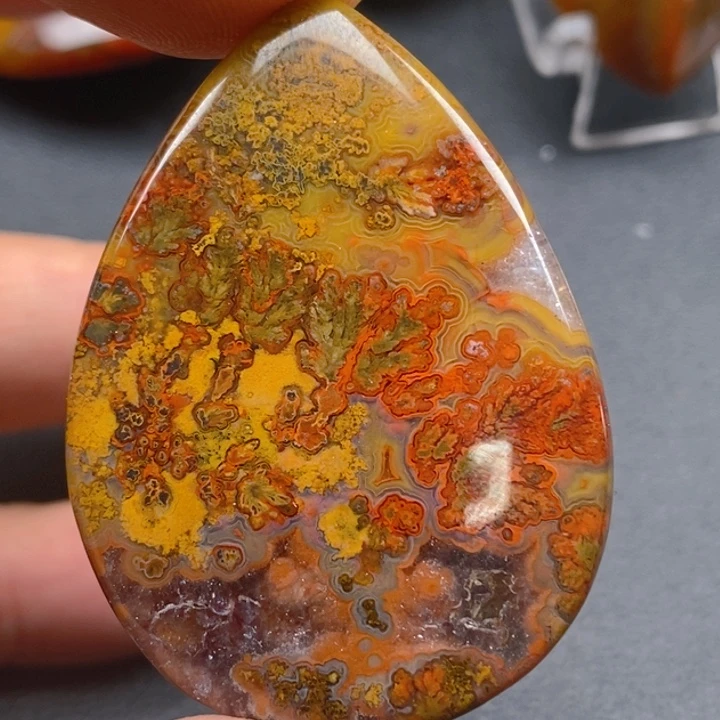 玛瑙/玉髓颈饰未镶嵌夜*