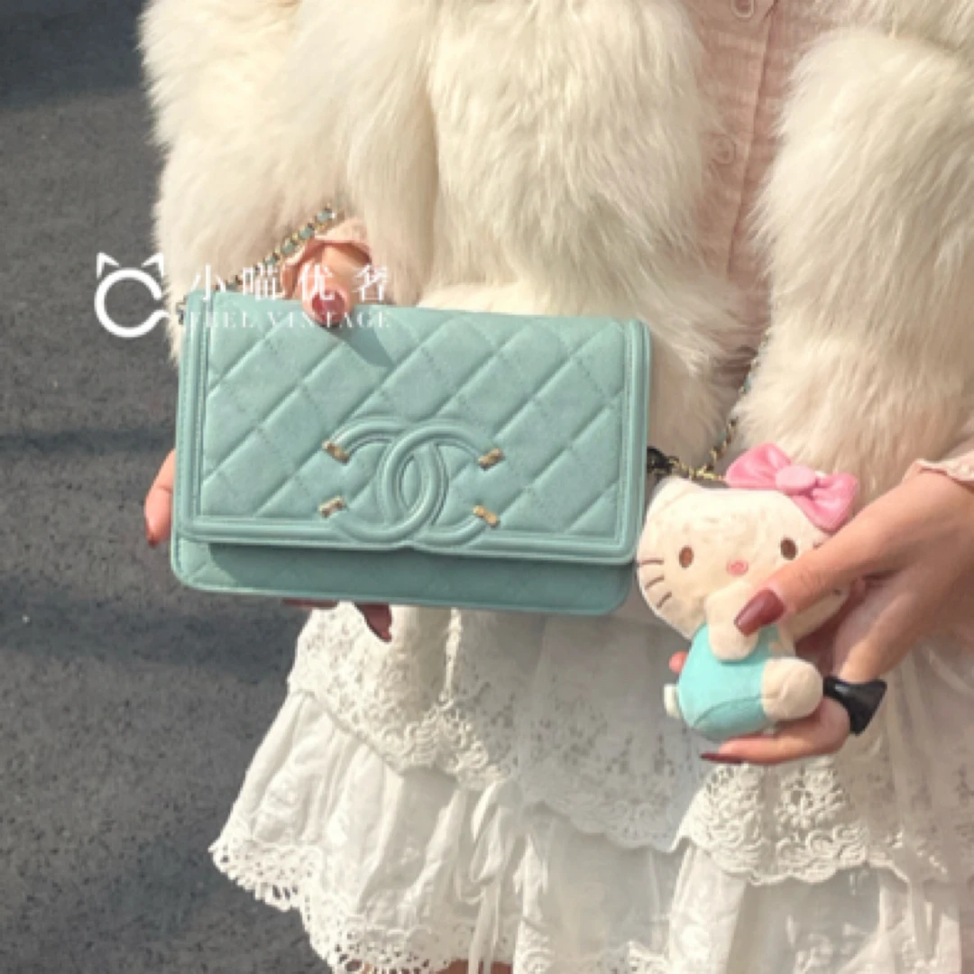 95新 Chanel/香奈儿 薄荷绿色牛皮金扣大logo荔枝皮woc链条斜挎包