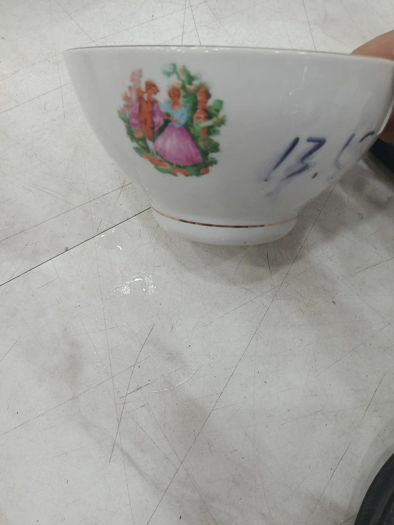 公主碗，米饭碗。13.5微瑕