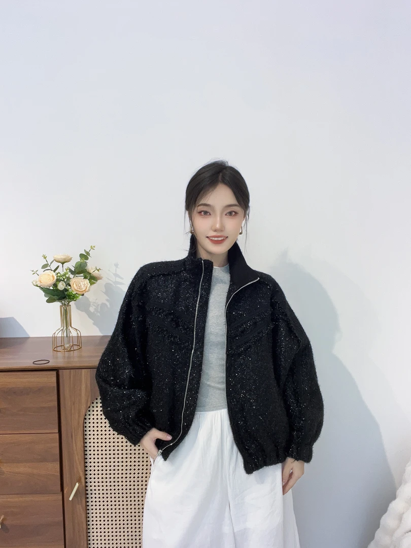 （10063）鄂市产地 小香风拉链款立领羽绒服