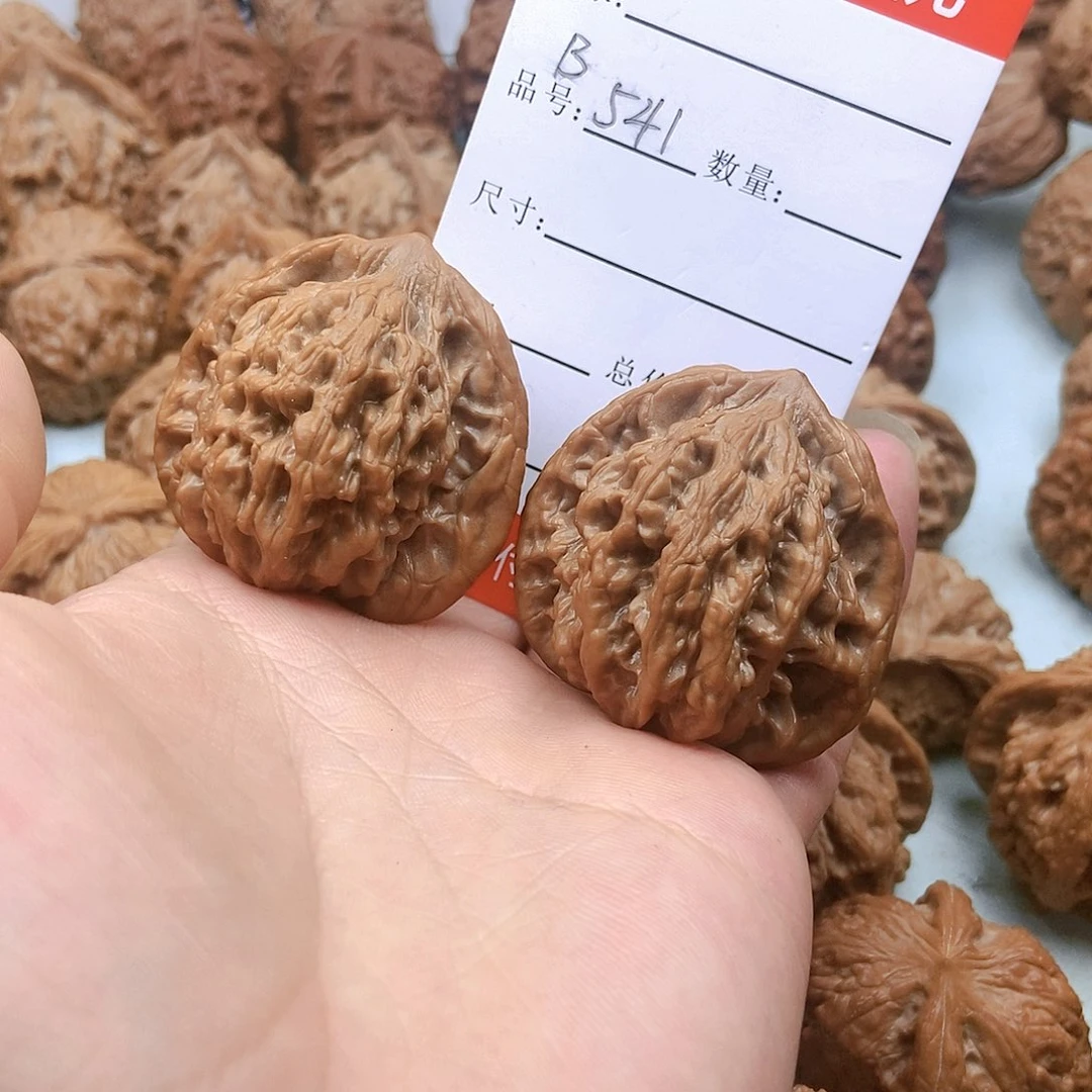 文玩核桃吊坠541号全品虎头42尺