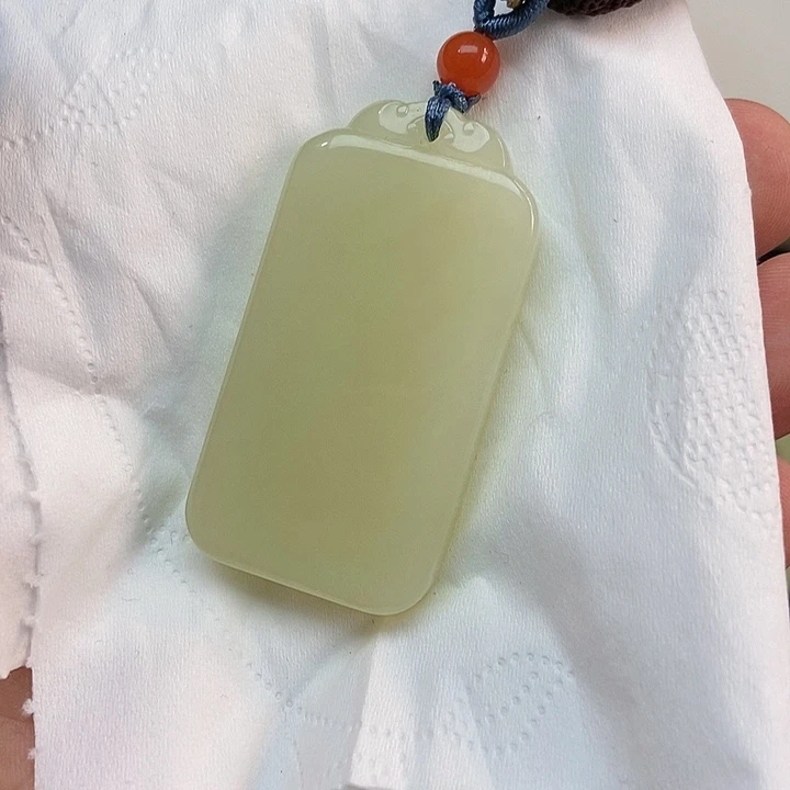 和田玉颈饰未镶嵌浊