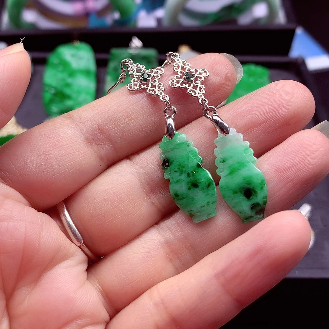 翡翠银S925镶嵌颈饰翡翠