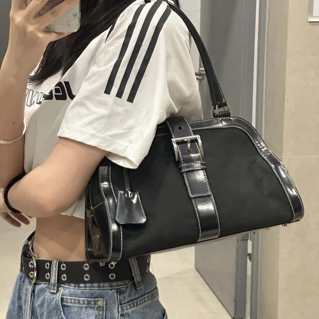 95新 Prada/普拉达 Prada黑色单肩包/4693417