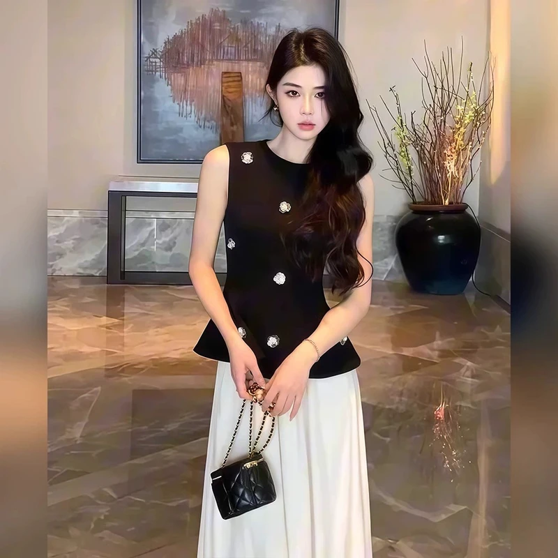 法式黑色钉珠纯欲风背心吊带女夏2025新款开春季独特绝美无袖上衣