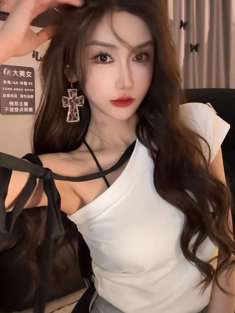 蝴蝶结短袖T恤女性感辣妹夏季修身显瘦设计别致斜肩上衣