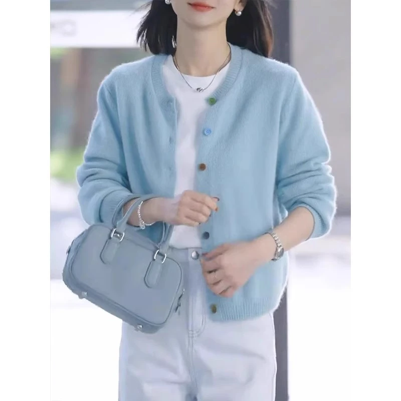 蓝色彩扣针织开衫女2025年春季新款圆领软糯毛衣外套百搭长袖上衣