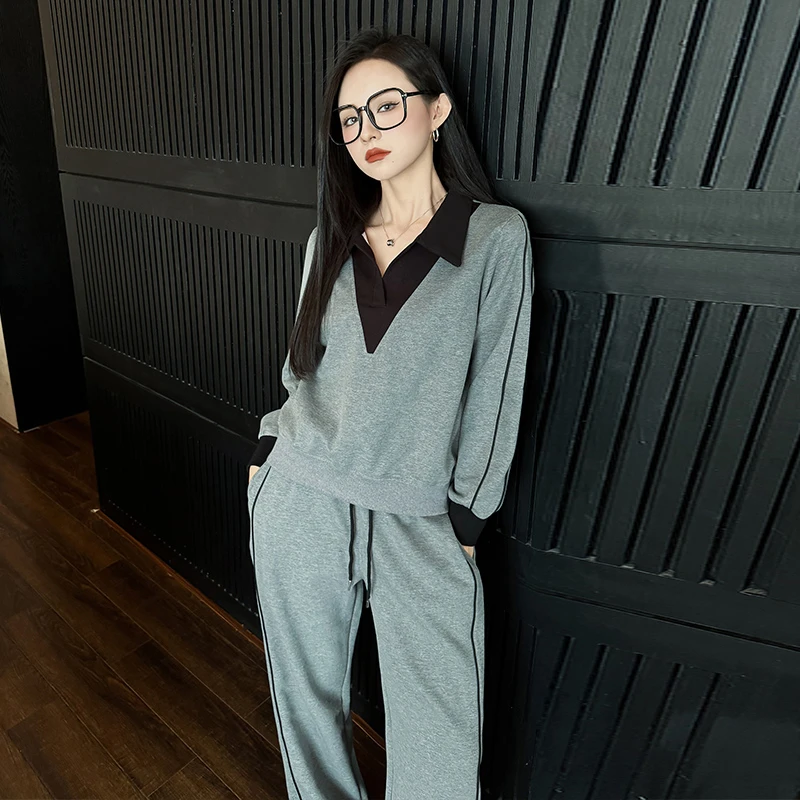 时尚高级感运动休闲套装2025年春季新款V领上衣阔腿裤两件套女