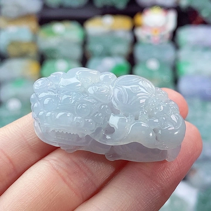 颈饰未镶嵌翡翠天然