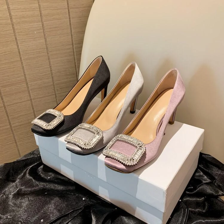 气质缎面方扣高跟鞋RV同款方头水钻细跟单鞋百搭时尚中跟覆古婚鞋
