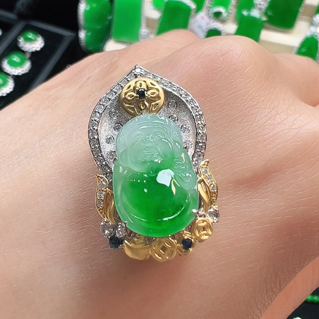 翡翠颈饰18K金镶嵌吊坠