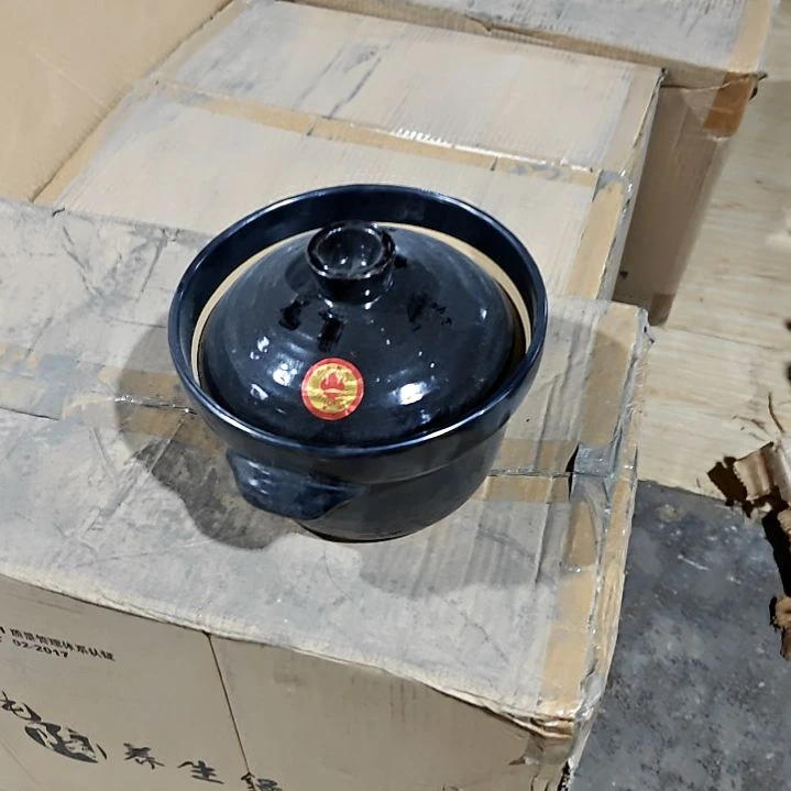 绿泥盘子碗茶壶啥都有