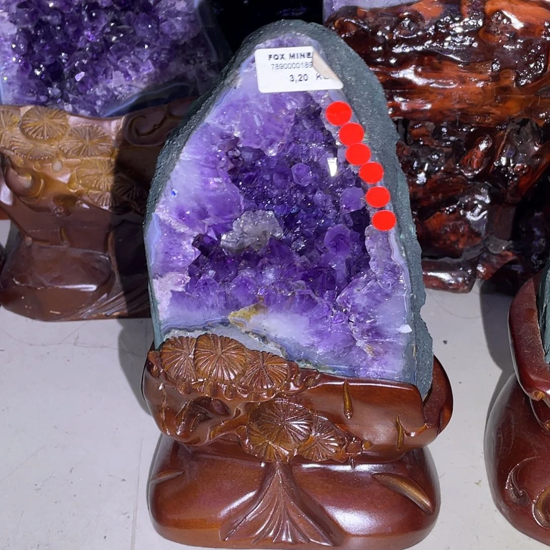 紫晶未镶嵌大型摆件（非配饰）