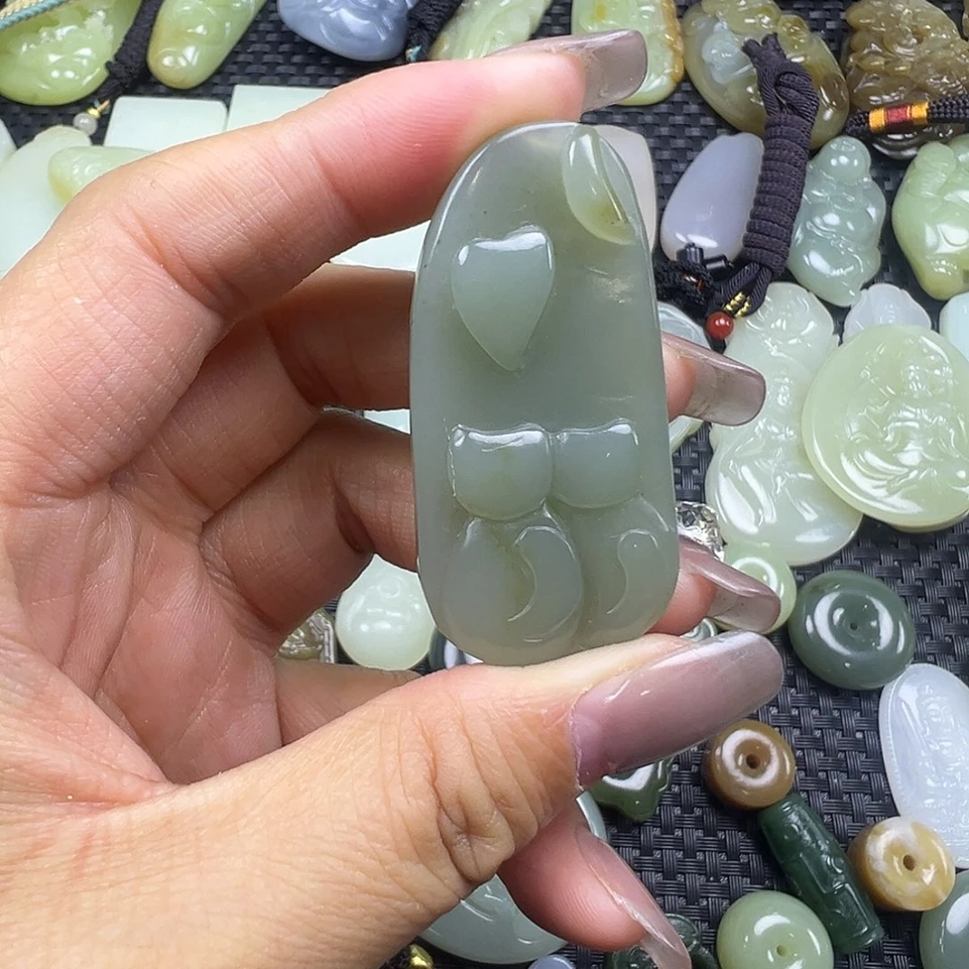 和田玉未镶嵌吊坠(不含链)卡50.3