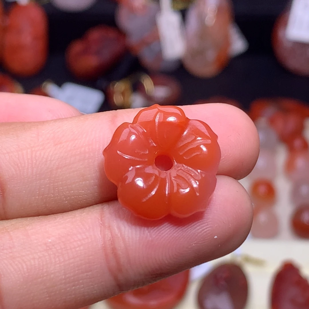 南红玛瑙未镶嵌珠宝半成品有钱花