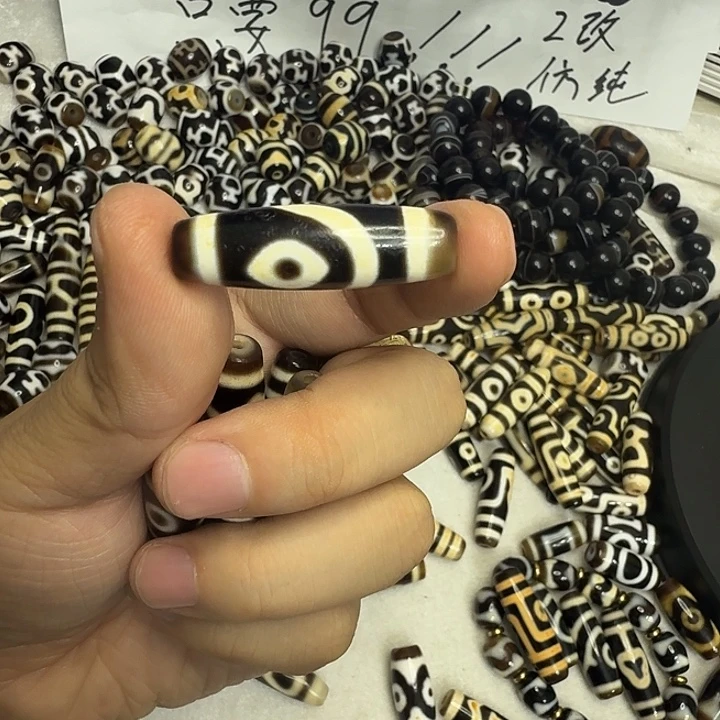 阿***悠玛瑙/玉髓合金颈饰