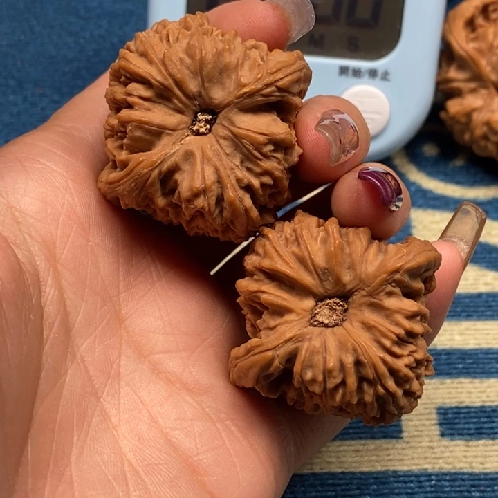 阿***权吊坠文玩核桃南疆石