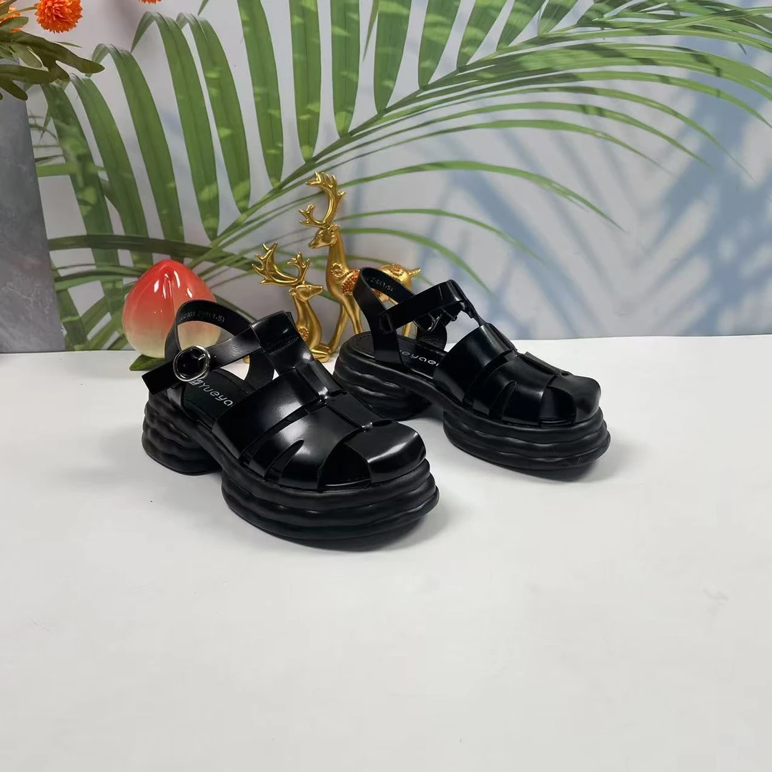 小强家女鞋 芽儿家时尚包头凉鞋（Y67-27-1）（W33AYV2520101）