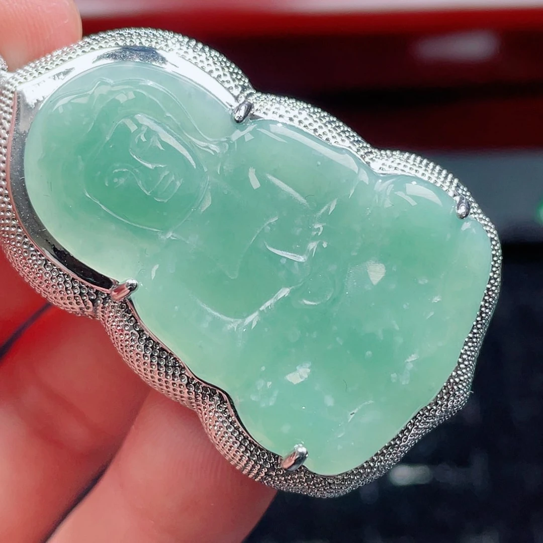 翡翠颈饰未镶嵌3，