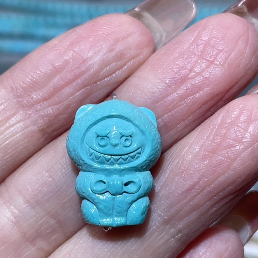 绿松石未镶嵌雕刻件