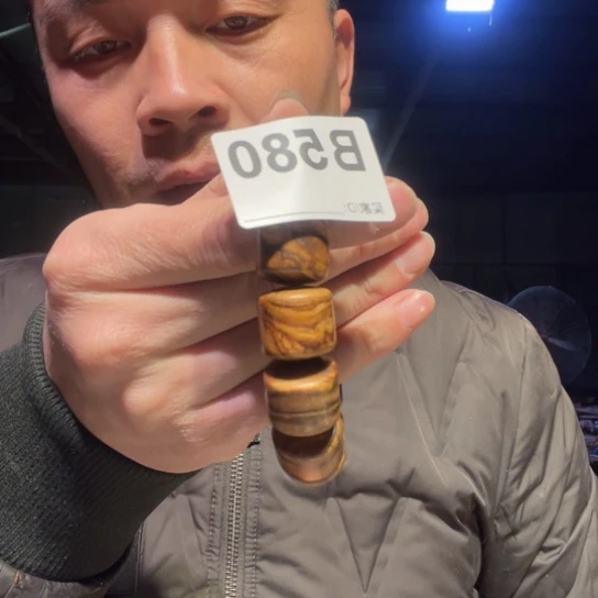 大叶紫檀（黑酸枝木类）临****）580