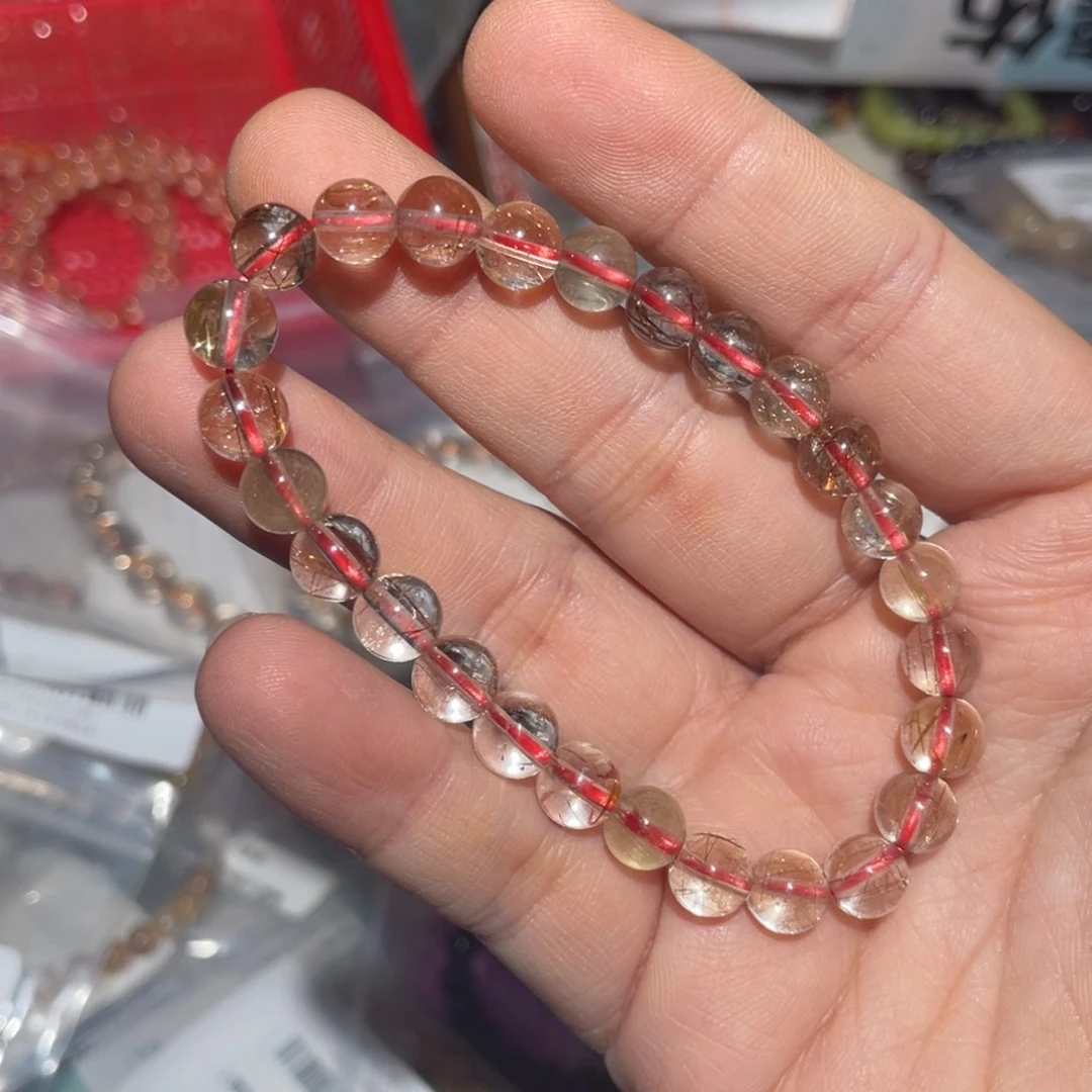 水晶手链未镶嵌是***熊手链