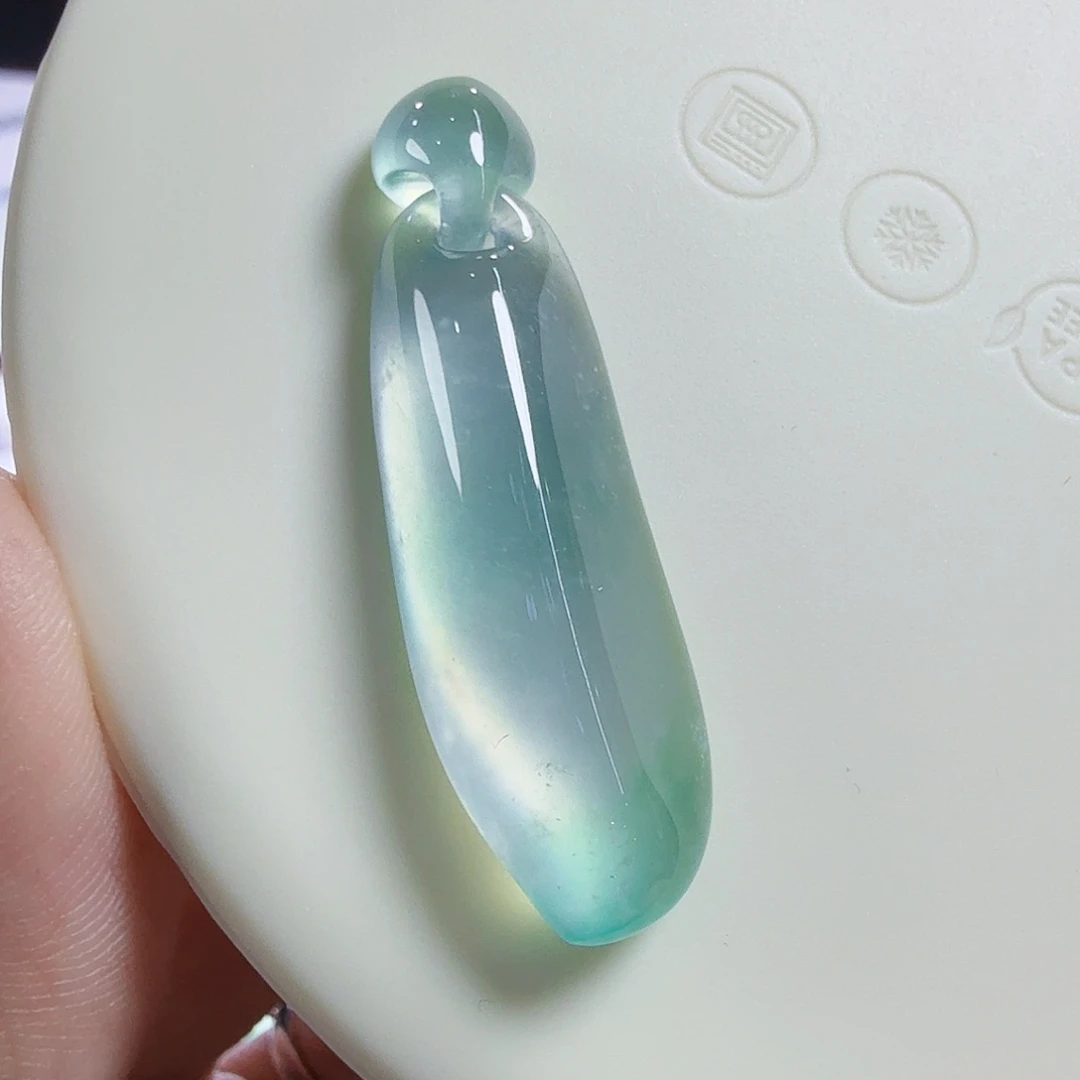 翡翠未镶嵌颈饰超美瓜 特价