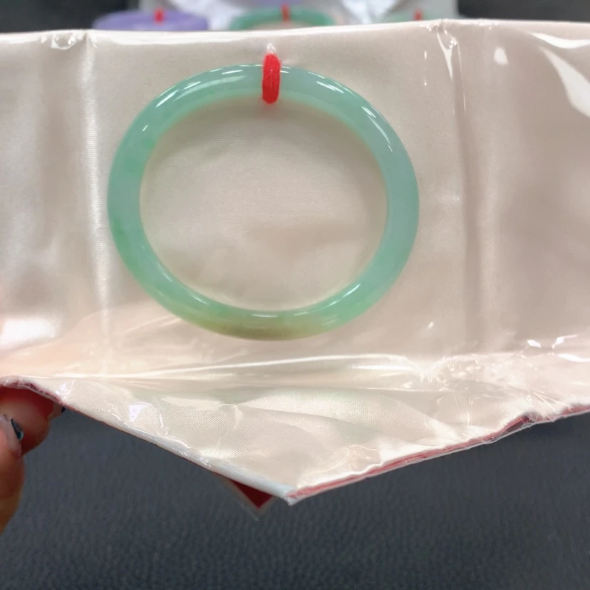 【闪购商品】翡翠手镯未镶嵌翡翠