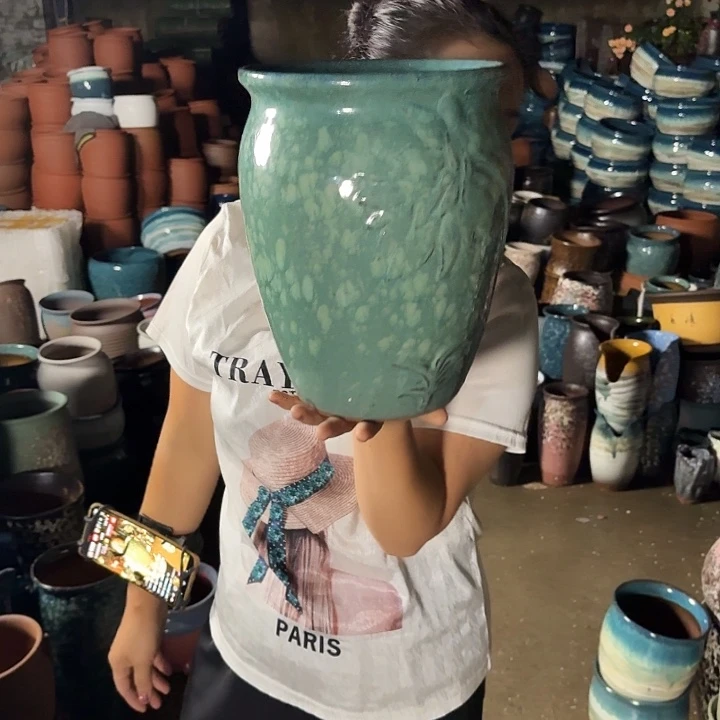 口20高26一个盆子。