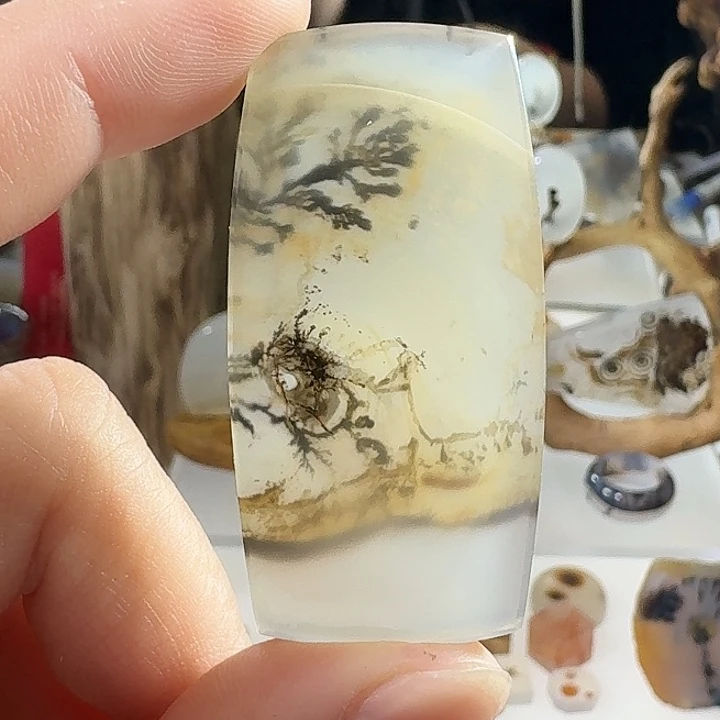 玛瑙/玉髓未镶嵌珠宝奇石