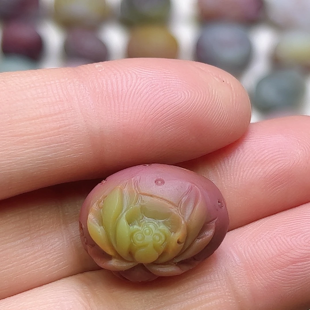 石***羽玛瑙/玉髓未镶嵌定制