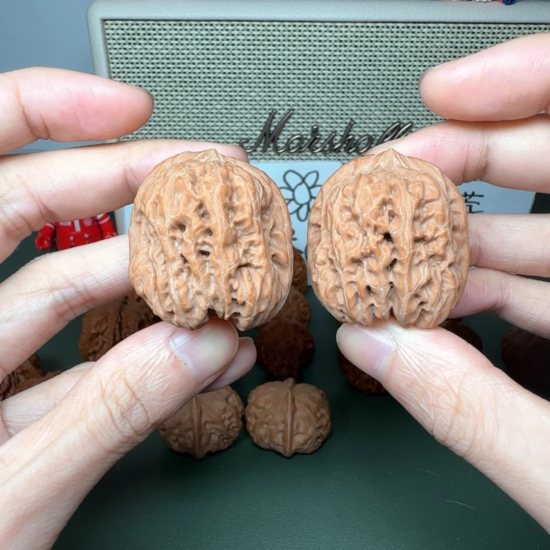 文玩核桃吊坠J西北将军膀35+