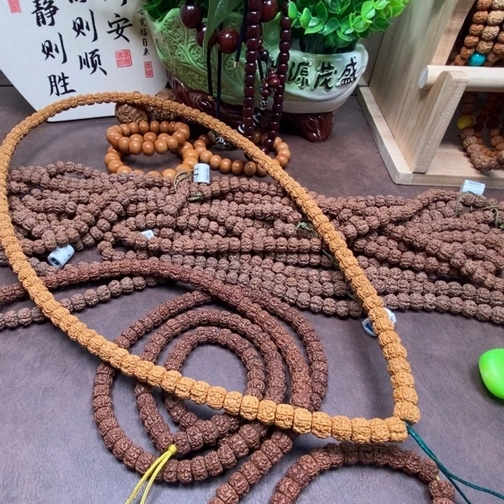 一***流吊坠金刚菩提108元皮二代盘龙