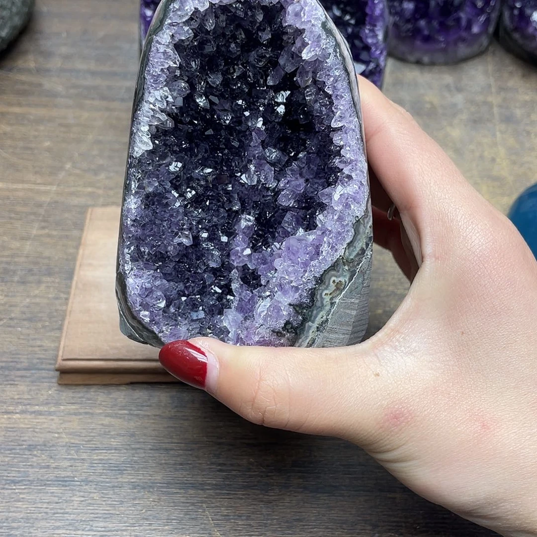 紫晶大型摆件（非配饰）未镶嵌