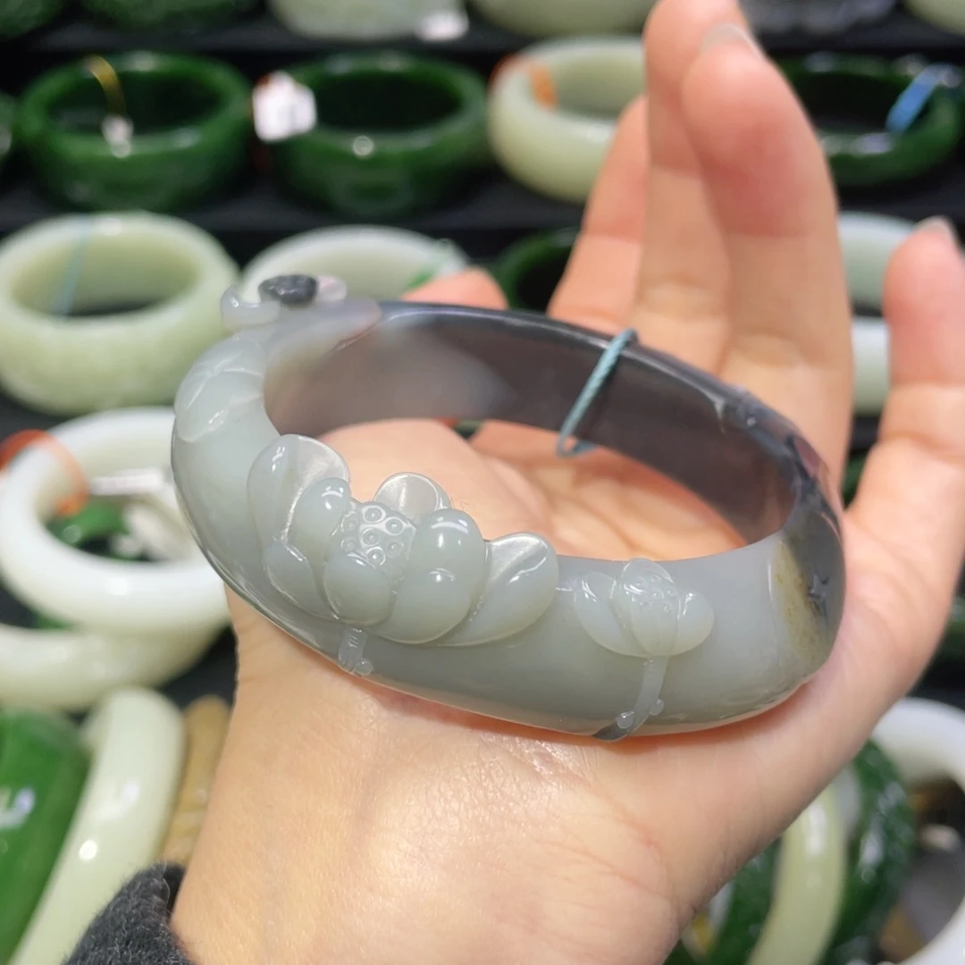 未镶嵌手镯和田玉67