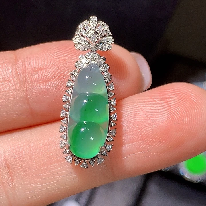 翡翠18K金镶嵌吊坠(不含链)