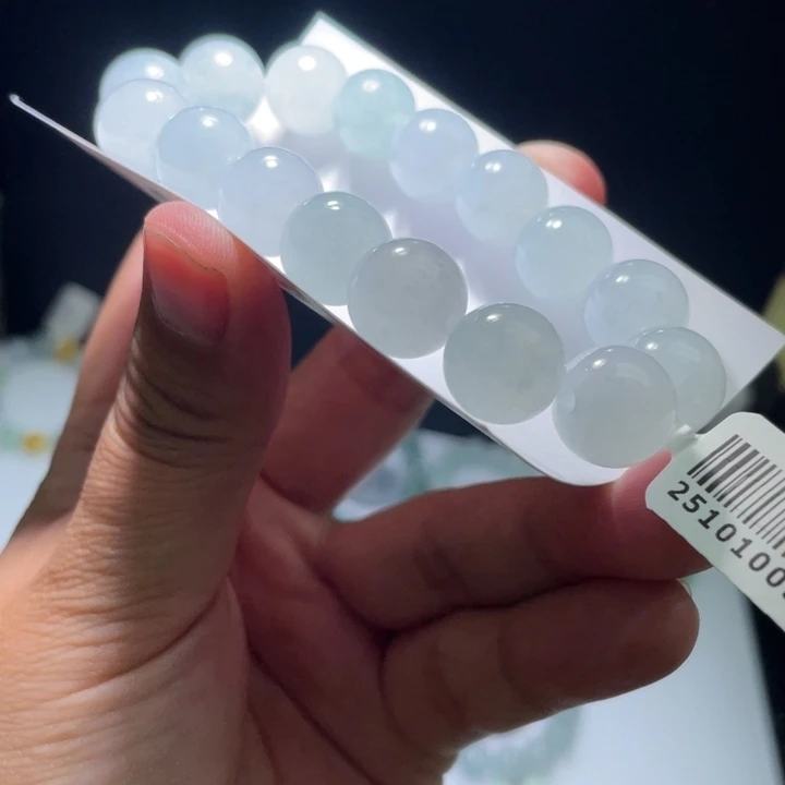 未镶嵌定制翡翠翡翠卡12+