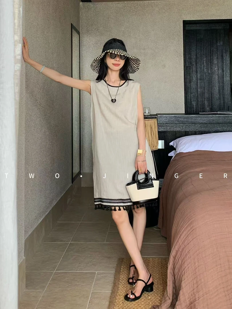 二静子 极简约静奢（大小姐）极简之美！手工流苏连衣裙 CX9766
