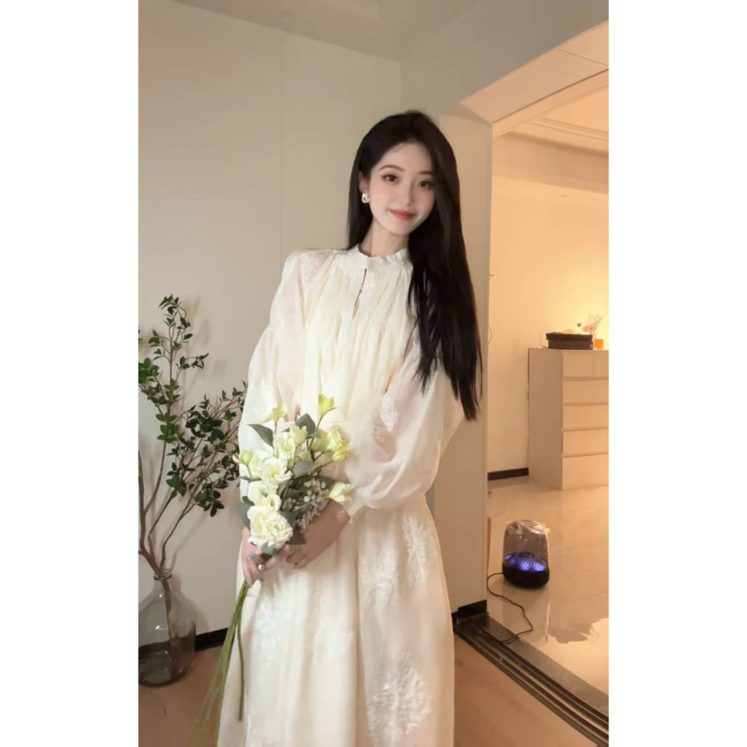 【真真】春秋法式刺绣温柔风宽松显瘦灯笼袖气质绝美仙女长裙连衣裙
