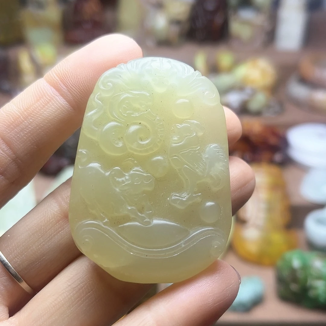 白玉菩提吊坠84。。