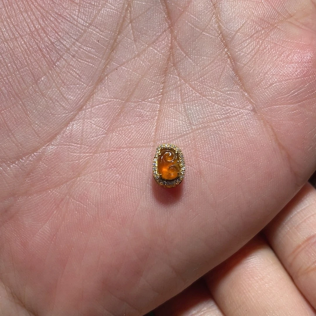 C****翡翠18K金镶嵌吊坠(不含链)