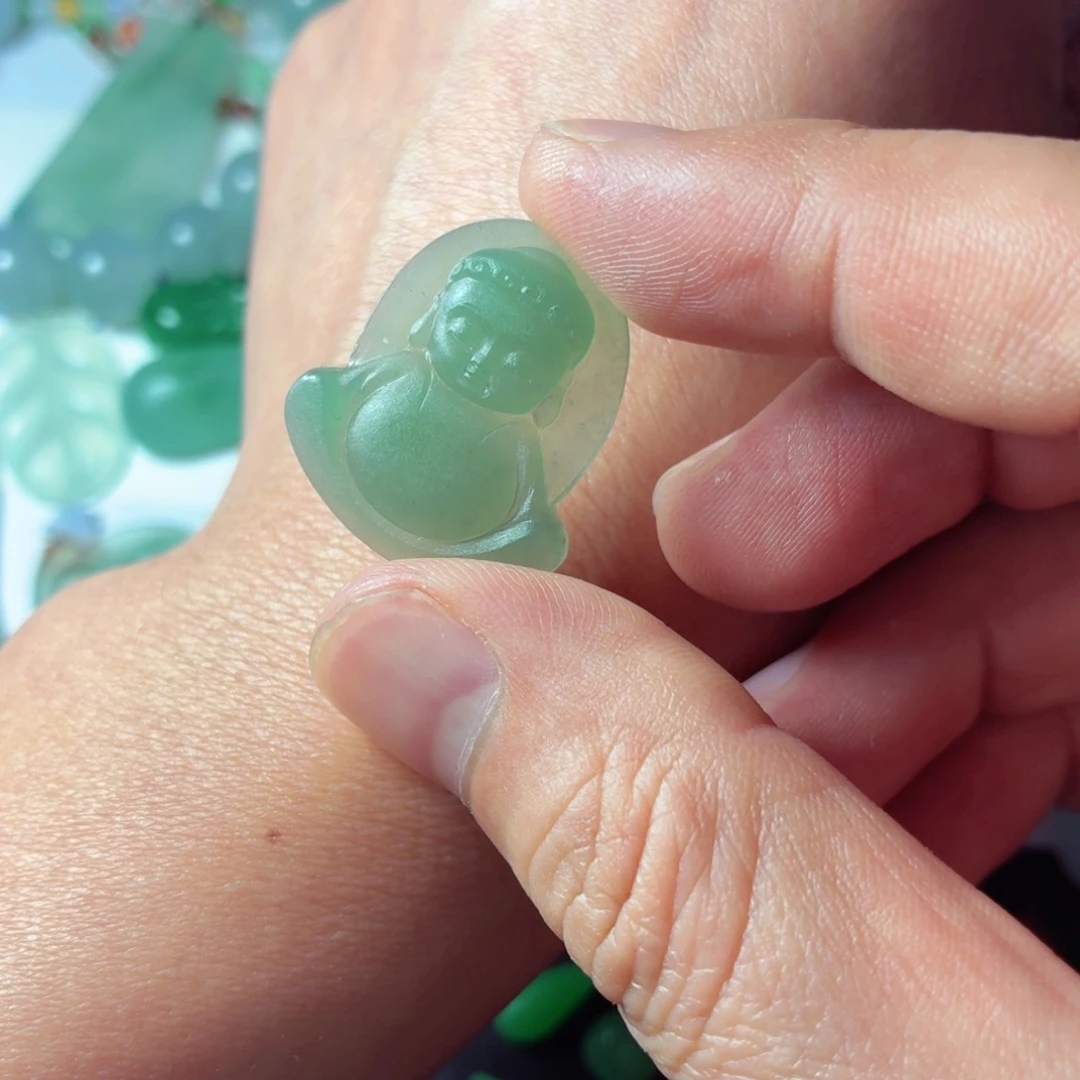 定制翡翠未镶嵌包工