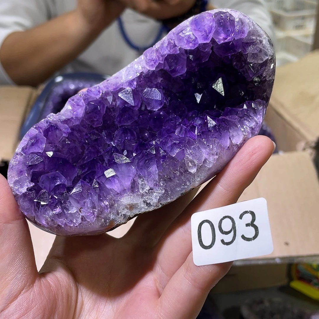 未镶嵌水晶珠宝半成品