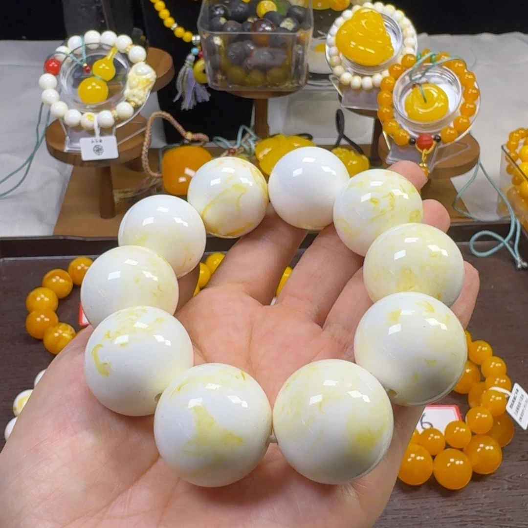 25。。。。。。。。。。。。白