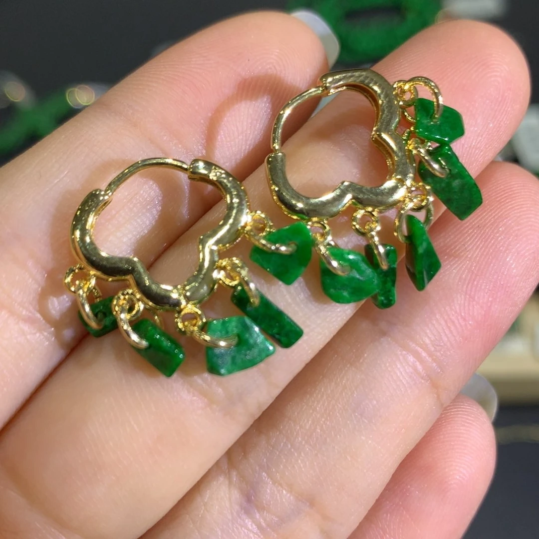 翡翠耳饰未镶嵌1、
