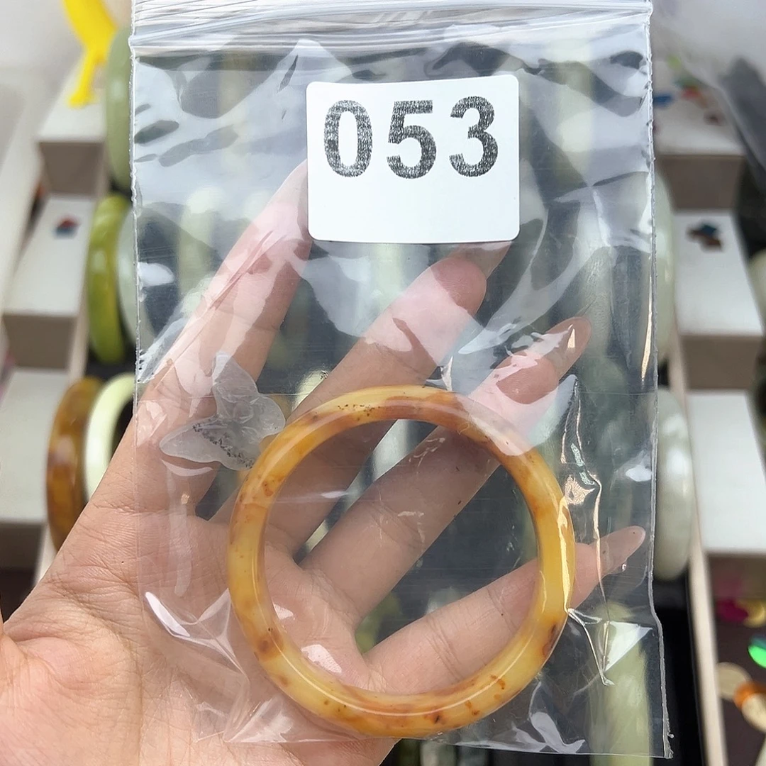 氺***蓙蛇纹石玉未镶嵌手镯