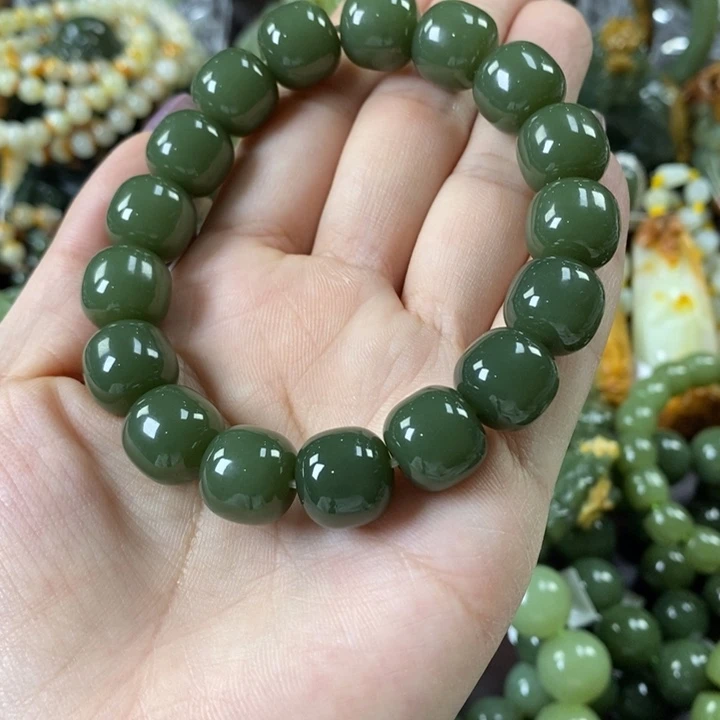 透闪石质玉手串未镶嵌喜****饭