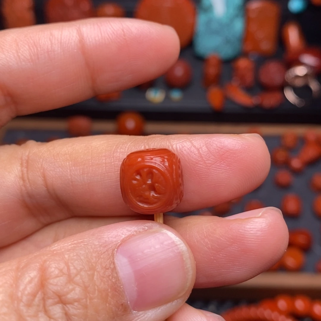 南红玛瑙配饰未镶嵌痞****】配饰