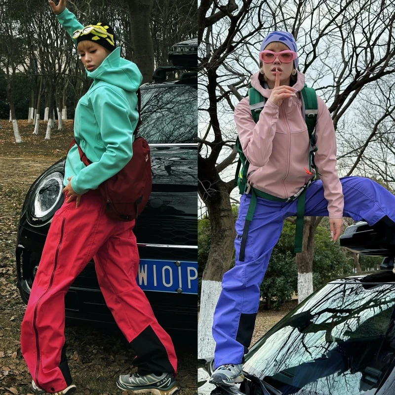 早春新款！户外防泼水软壳情侣薄绒冲锋衣防风夹克外套D2822